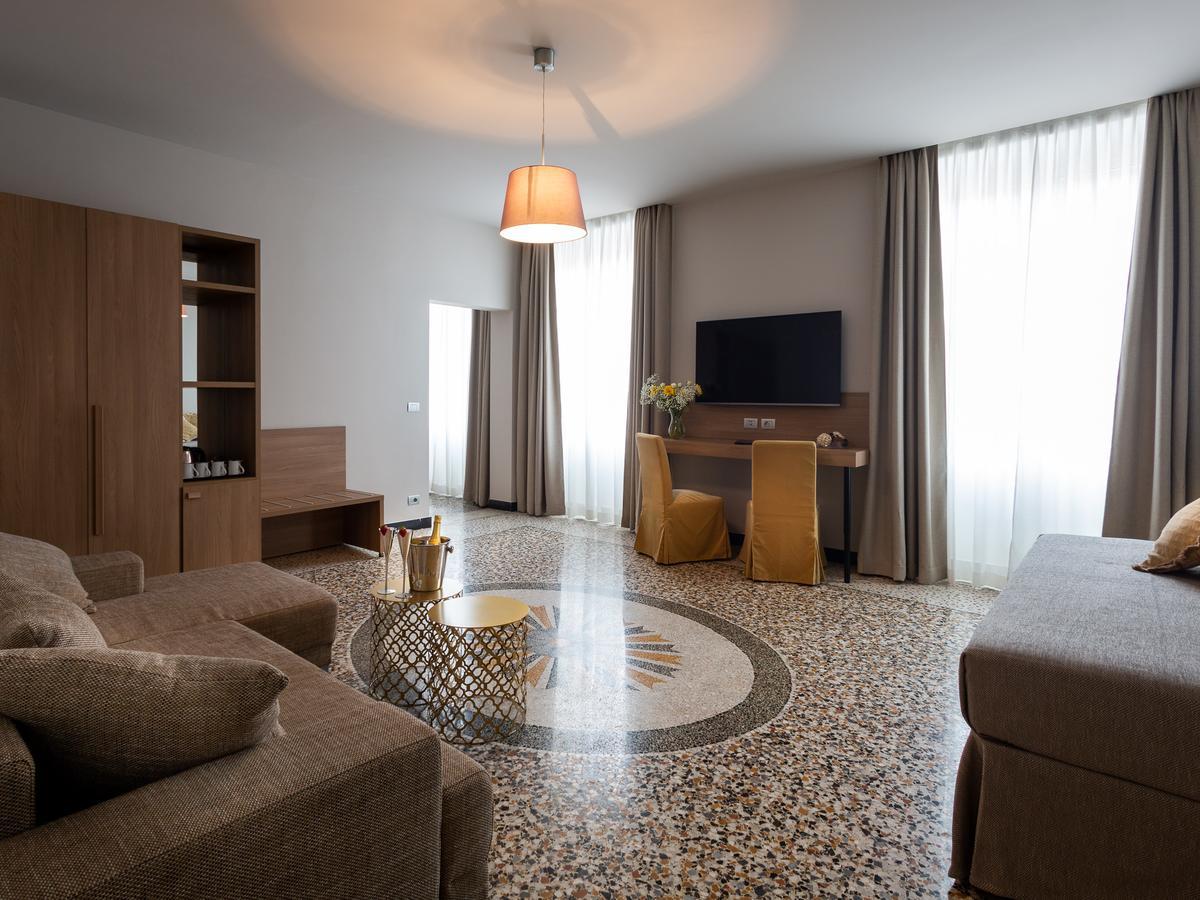 Hnn Luxury Suites Genoa Exterior photo